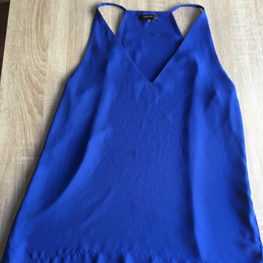 Aritzia deep-V tank